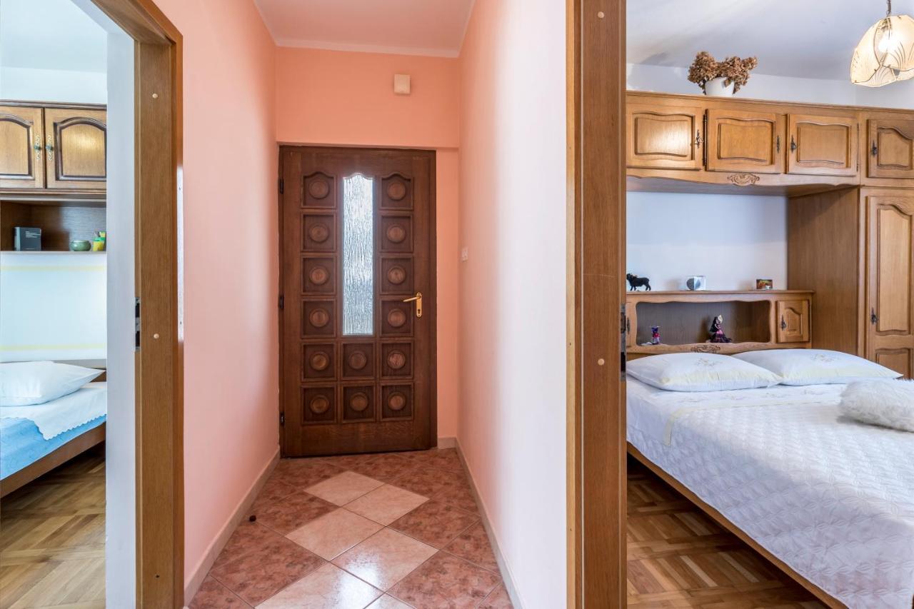 Apartmani Prkacin Trogir Ngoại thất bức ảnh