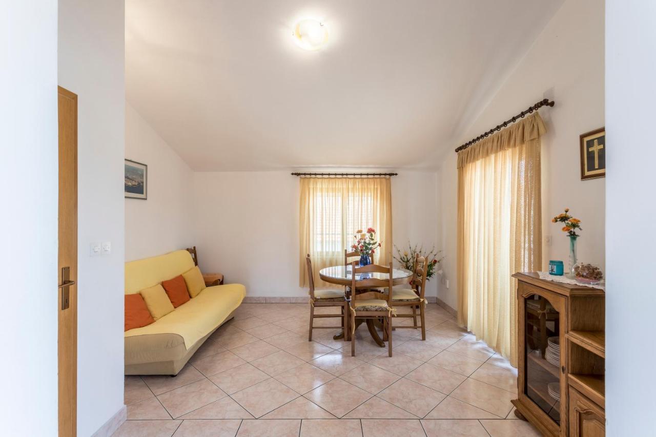 Apartmani Prkacin Trogir Ngoại thất bức ảnh