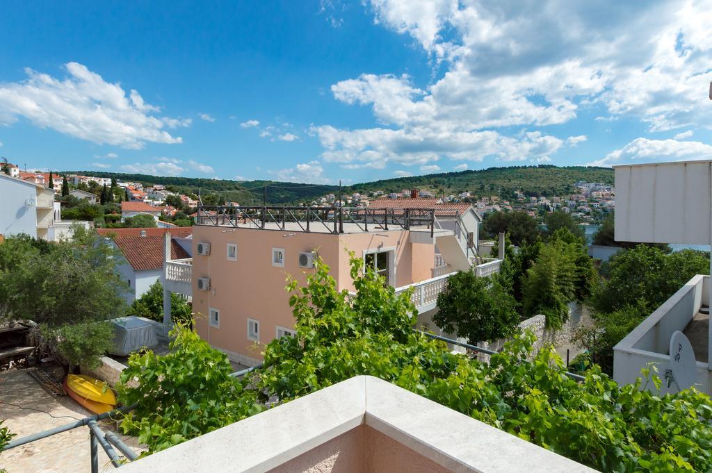 Apartmani Prkacin Trogir Ngoại thất bức ảnh