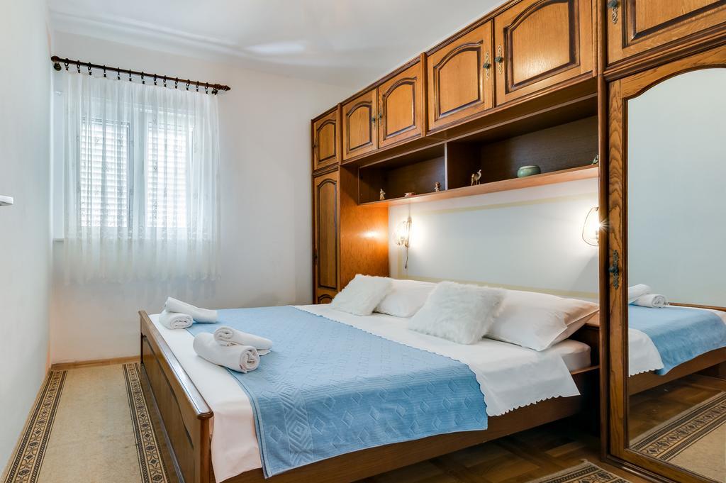 Apartmani Prkacin Trogir Ngoại thất bức ảnh