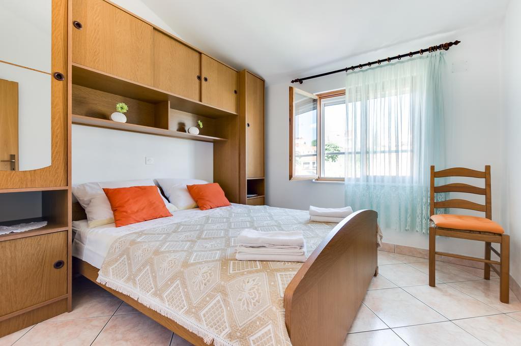 Apartmani Prkacin Trogir Ngoại thất bức ảnh